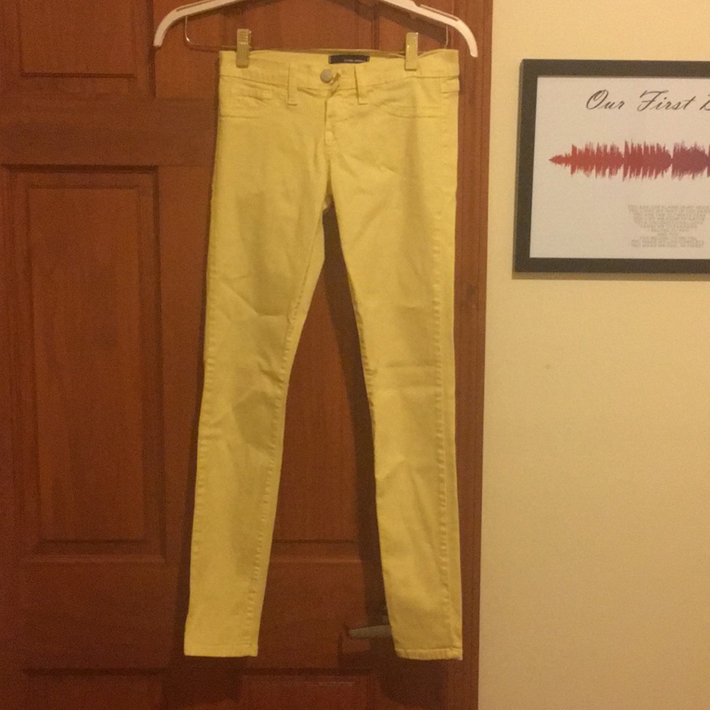 Pretty yellow pants size 3